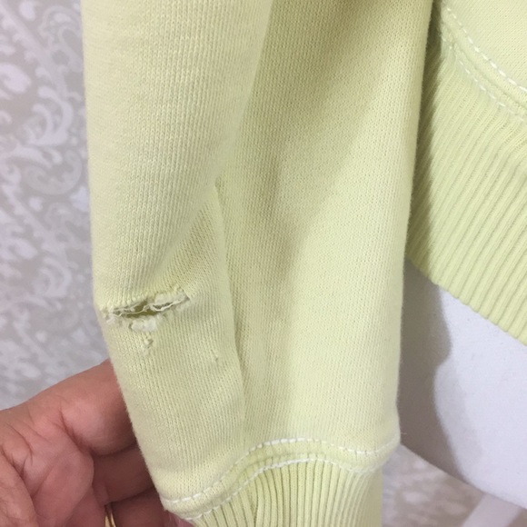 {GAP}Woman’s Distressed Zip Up Hoodie Size M - Picture 3 of 6